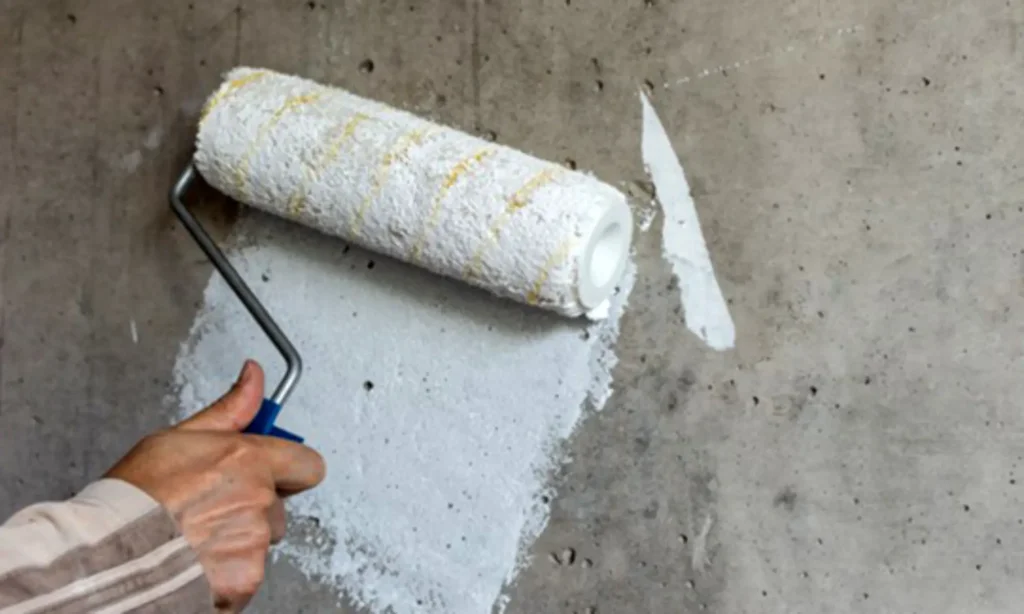 peindre sur du béton brut